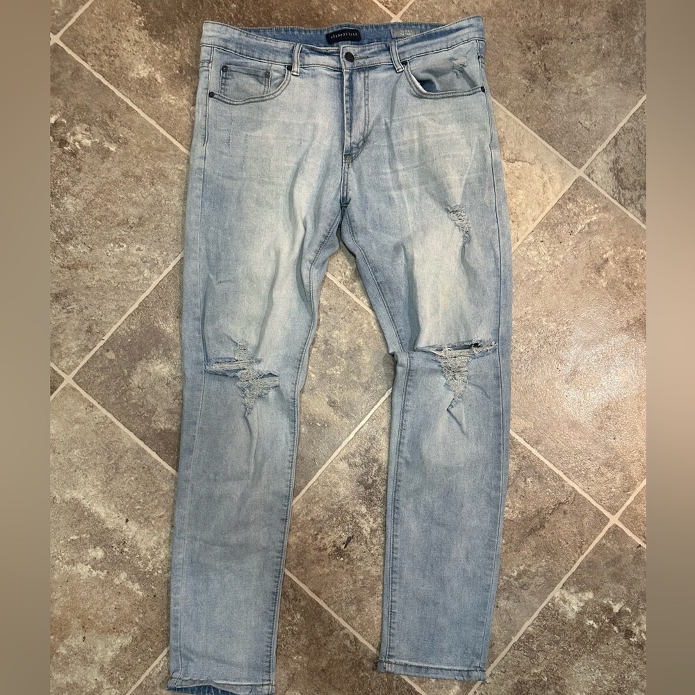 Aeropostale Men's Light Blue Skinny Jeans
